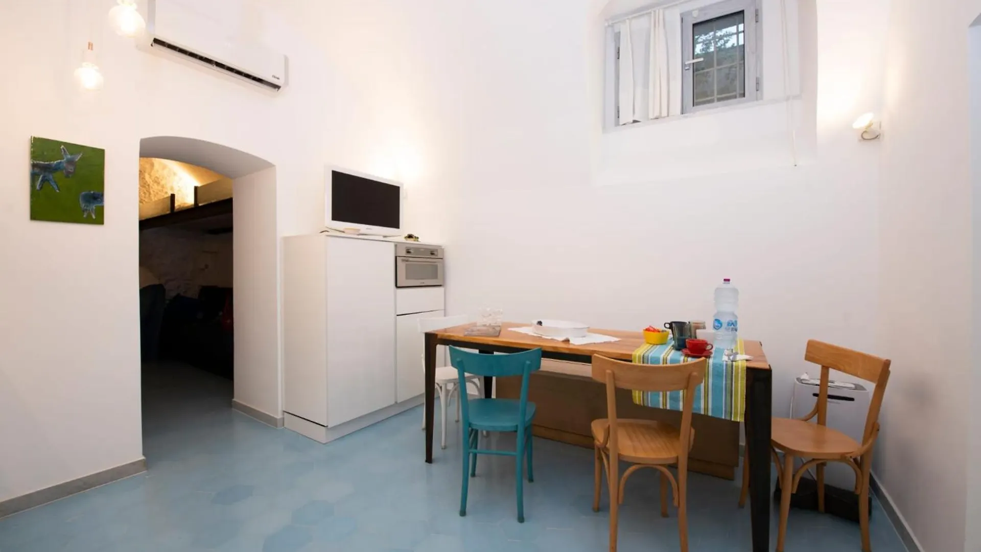 The Amalfi Blue Door Apartment
