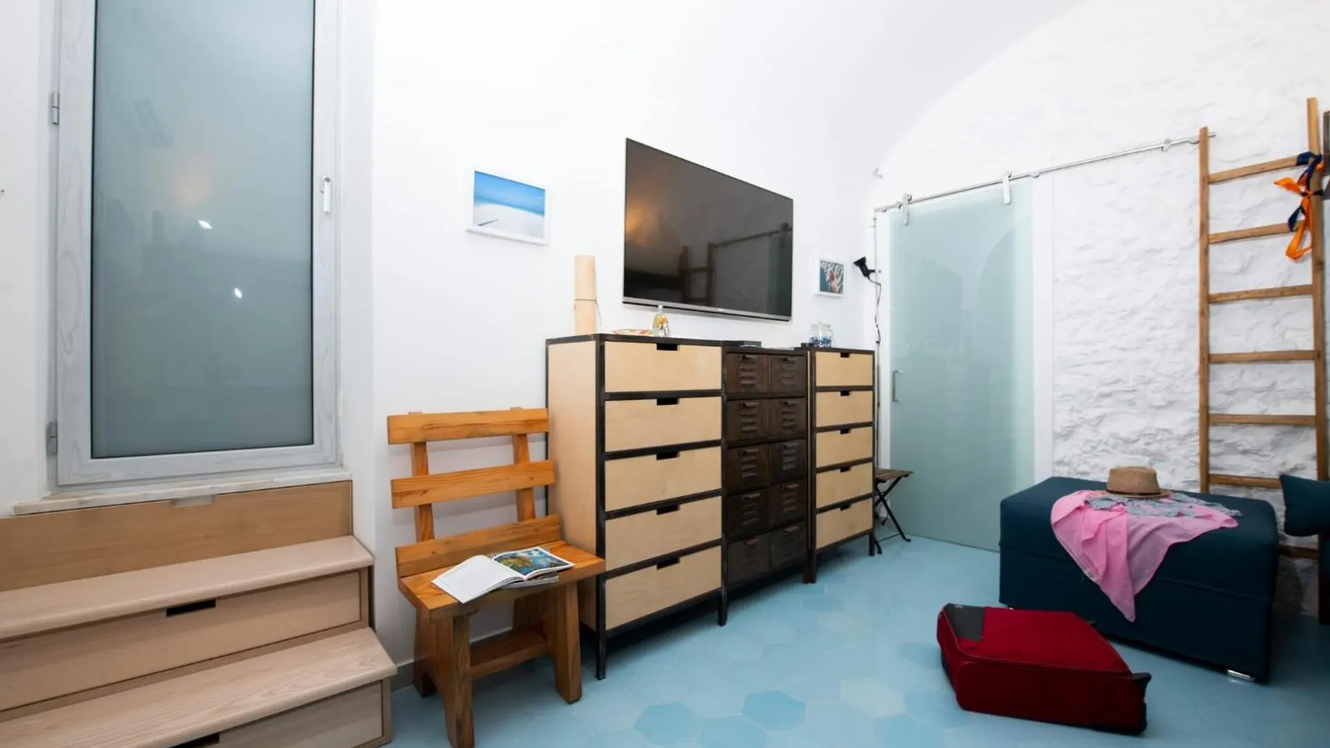 The Amalfi Blue Door Apartment